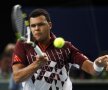 FOTO Federer l-a învins pe Tsonga în finala de la Paris Bercy şi a cîştigat al 18-lea Masters din carieră