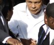 Muhammad Ali, un uriaş de 1,91 m distrus încetul cu încetul de boala Parkinson în ultimii 27 de ani. Foto: Reuters
