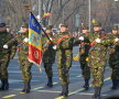 FOTO Peste 25.000 de oameni au fost prezenţi la paradă! Vezi imagini