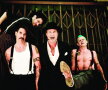 Anthony Kiedis, Michael "Flea" Balzary, Chad Smith şi Josh Klinghoffer