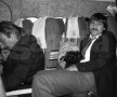 Dumitru Stînagaciu împreună cu Mihail Majearu în avion spre Portugalia, urma meciul Benfica - Steaua