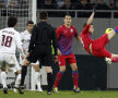 Foarfeca salvării.
Cu o execuţie de clasă, Mihai Costea a salvat-o pe Steaua cu CFR (1-1) şi i-a cucerit pe fani.