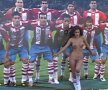 Larissa Riquelme, muza CM 2010, angajată să atragă fani la un club de liga a 4-a