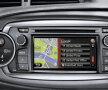 Sistemul Multimedia Toyota Touch oferă un ecran tactil de 6.1 inch, color şi cameră video pentru marsarier, sistemul de navigaţie şi serviciile web