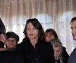 Nadia Comăneci şi-a adus tatăl la Biserica Sf. Nicolae, mîine va avea loc înmormîntarea