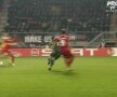 Tătăruşanu greşeşte inexplicabil în faţa lui De Jong, iar Twente deschide scorul Captură PRO TV