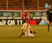 Imagini cu faulturile comise de Nicolae Grigore (capturi: DigiSport 1)