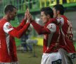 VIDEO + FOTO Pandurii lui Grigoraş nu îi lasă pe "cîini" să zburde » Dinamo nu profită de remiza CFR-ului