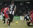 # 12 martie 2012 2 “U” Cluj - Steaua 0-1 A respins curios mingea pînă la Rusescu, iar atacantul Stelei a marcat golul victoriei
