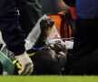 Inima i s-a oprit pe teren. Fabrice Muamba (Bolton) s-a prăbuşit pe gazon în partida din FA Cup cu Tottenham. Stop cardiac. A fost resuscitat în salvare.