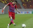 Primă de tatuaj » Tănase şi-a afişat la meciul cu Astra noua operă