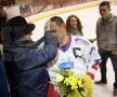 Gălățeanul
Nuțu Andrei,,
bunicul hocheiului
românesc, s-a retras
vineri seară, la 44
de ani, cu o victorie
și un gol marcat
împotriva Stelei Foto: Raed Krishan