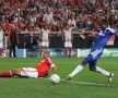 VIDEO This is Real football! » Galacticii au trecut cu 3-0 de Apoel, Chelsea are prima opţiune la calificare după 1-0 cu Benfica
