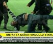 Un fan a intrat pe teren şi i-a arătat fundul lui Stanca
