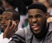 LeBron James a fost prins în tensiunea meciului pe care Miami Heat l-a jucat cu cei de la Boston Celtics, pierdut cu 72-91 (foto: reuters)
