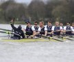 Cursa de canotaj dintre universităţile Oxford şi Cambridge a fost perturbată de un incident foto: reuters