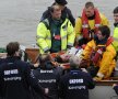 Cursa de canotaj dintre universităţile Oxford şi Cambridge a fost perturbată de un incident foto: reuters