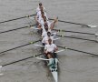 Cursa de canotaj dintre universităţile Oxford şi Cambridge a fost perturbată de un incident foto: reuters