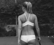 Bar Refaeli a realizat o şedinţă foto pentru prezentarea echipamentelor de tenis