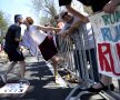 Căldura a afectat Maratonul de la Boston (foto: Reuters)