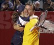 GALERIE FOTO Scîntei pe zgură » McEnroe, Năstase, Pavel şi Bahrami i-au distrat pe cei 4.000 de spectatori, la Arenele BNR