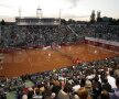 GALERIE FOTO Scîntei pe zgură » McEnroe, Năstase, Pavel şi Bahrami i-au distrat pe cei 4.000 de spectatori, la Arenele BNR