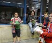 FOTO/Haos la plecare: ”Imaginea României e a unei ţări de lumea a treia”. Şefii aeroportului se apără: ”Fanii au venit prea devreme”