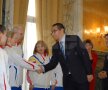 Victor Ponta le-a premiat pe gimanstele care au reprezentat România la Europeanul de la Bruxxeles
