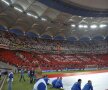 Lecţie de civilizaţie » Suporterii celor două mari rivale şi-au unit forţele doar cînd au scandat împotriva lui Dragomir