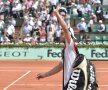 Adrian Ungur i-a ţinut piept lui Federer, cedînd cu greu în setul patru