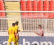 FOTO Puştii noştri au ratat calificarea la CE U19 după 0-3 cu Serbia: noi am avut trei eliminaţi, iar adversarii trei penaltyuri :O