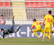 La 0-0, Buzbuchi a parat primul penalty al sîrbilor (min. 12), dar nu s-a mai putut opune la celelalte două lovituri de la 11m