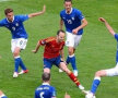 Contra Italiei, Iniesta s-a luptat cu 5 azzurri în acelaşi timp: Maggio, Marchisio, Bonucci, Chiellini şi Motta