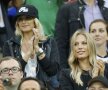 Blondele Lena Gercke și Sarah Brandner, iubitele lui Khedira, respectiv Schweinsteiger (foto: Reuters)