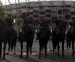 Poliţia călare, gata să intervină în cazul unei alarme // Foto: Reuters