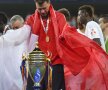 FOTO Bucurie bicoloră » Cele mai tari poze de la triumful lui Dinamo în Supercupă