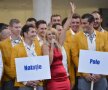 Solista Nicola împreună
cu olimpicii