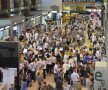 Aeroportul
Henri Coandă
a fost plin luni de
tricolori care au
plecat spre
Londra
Foto: Alex Nicodim