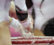 Repetiţie în viteză » Antrenamentul oficial pe podium de aseară s-a scurs repede, gimnastele române începînd cu solul şi încheind la bîrnă