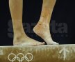 Repetiţie în viteză » Antrenamentul oficial pe podium de aseară s-a scurs repede, gimnastele române începînd cu solul şi încheind la bîrnă