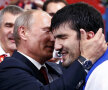 Eşti omul meu! Tagir Haibulaev, 28 de ani, nu l-a dezamăgit pe "părintele" judoului rus, Vladimir Putin. A cucerit aurul la -100 kg.