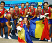 Echipajul de 8+1 de junioare sărbătoreşte medalia de aur de la Plovdiv.