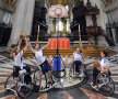 "Naţionala" de baschet a Marii Britanii a jucat pentru o zi într-unul din simbolurile Londrei, Catedrala Saint Paul