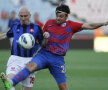 FOTO&VIDEO » Fortăreaţa Ghencea: Steaua a bătut iar Oţelul (2-1) într-un joc care a pornit furtunos, apoi s-a stins