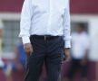 FOTO Mircea Lucescu ca acasă în Giuleşti » Fanii l-au primit cu un mesaj emoţionant