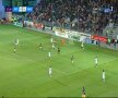 VIDEO Faze controversate la Petrolul - Pandurii » Gol anulat aiurea, "roşu" discutabil