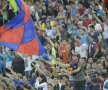 FOTO Atmosferă senzaţională pe Naţional Arena » Spectacolul suporterilor şi o apariţie surpriză :D