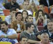 FOTO Atmosferă senzaţională pe Naţional Arena » Spectacolul suporterilor şi o apariţie surpriză :D