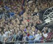 FOTO Atmosferă senzaţională pe Naţional Arena » Spectacolul suporterilor şi o apariţie surpriză :D