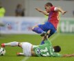 VIDEO&FOTO Roş-albaştrii continuă marşul spre titlu » Steaua - CFR Cluj 1-0